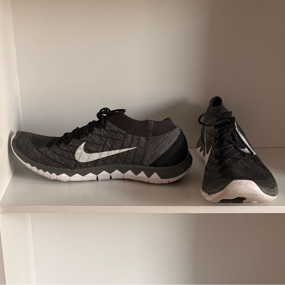 Nike Free 3.0 Barefoot Ride Black Running Shoes - Picture 5 of 11